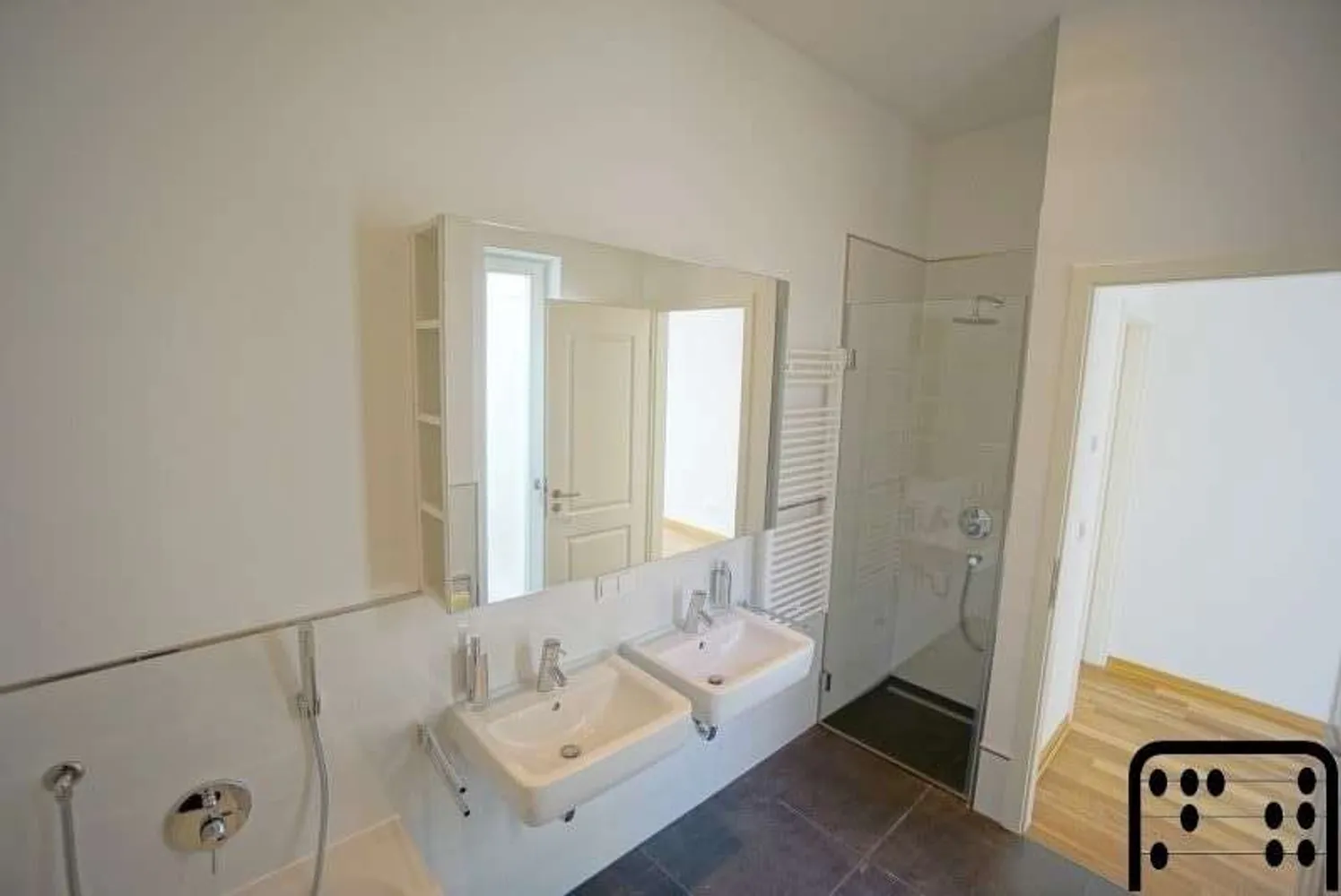 2 Zimmer Wohnung mit 77 m² in Leipzig – Bild 9