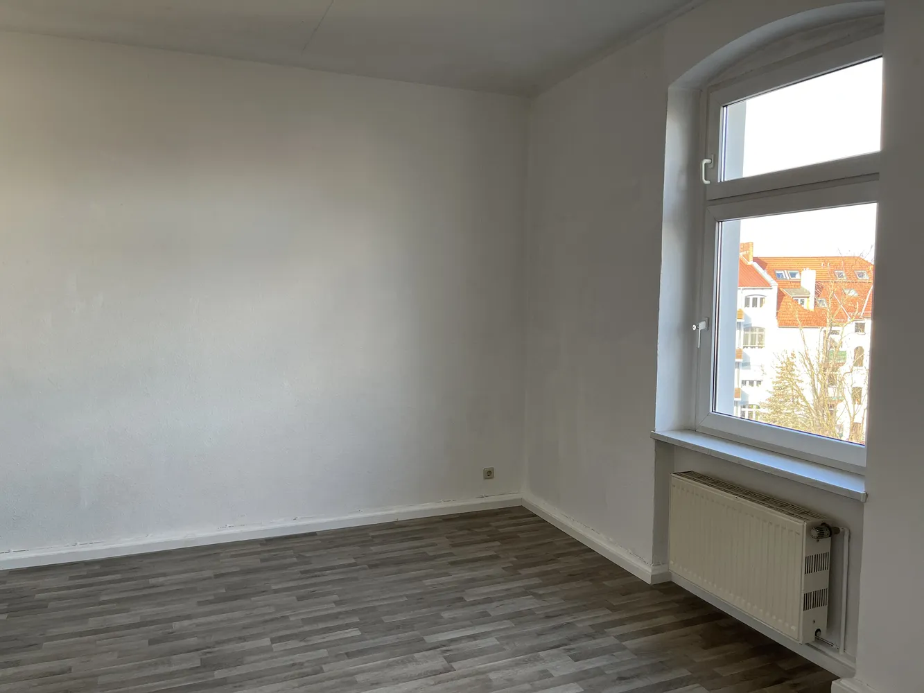 3 Zimmer Wohnung mit 80 m² in Erfurt – Bild 1