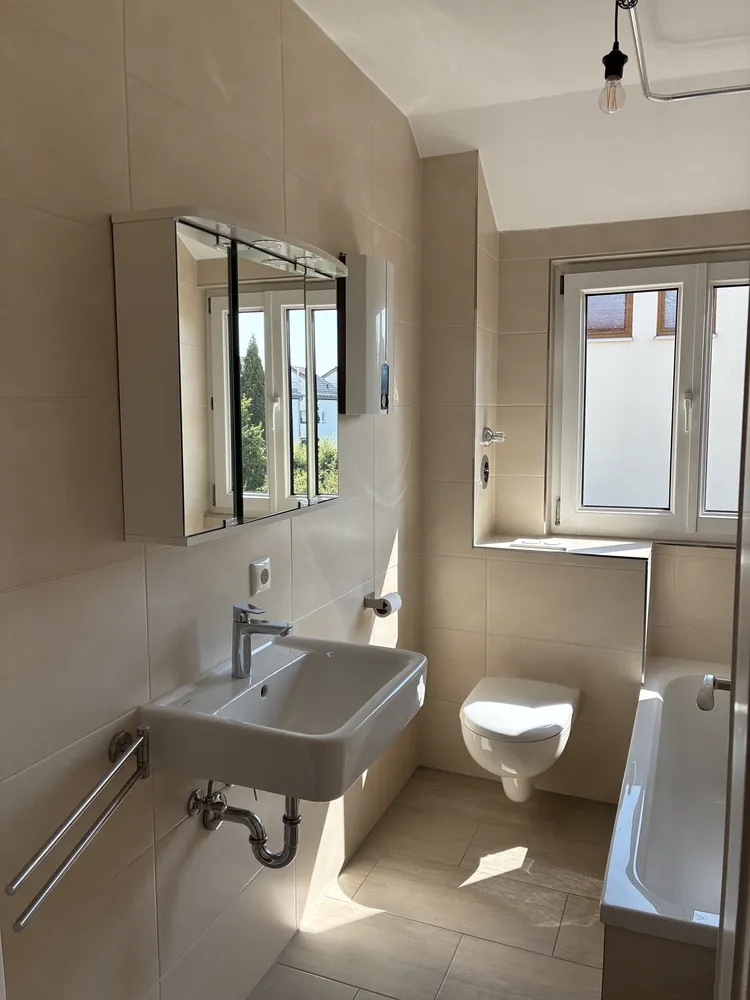 4 Zimmer Wohnung mit 86 m² in Augsburg – Bild 2