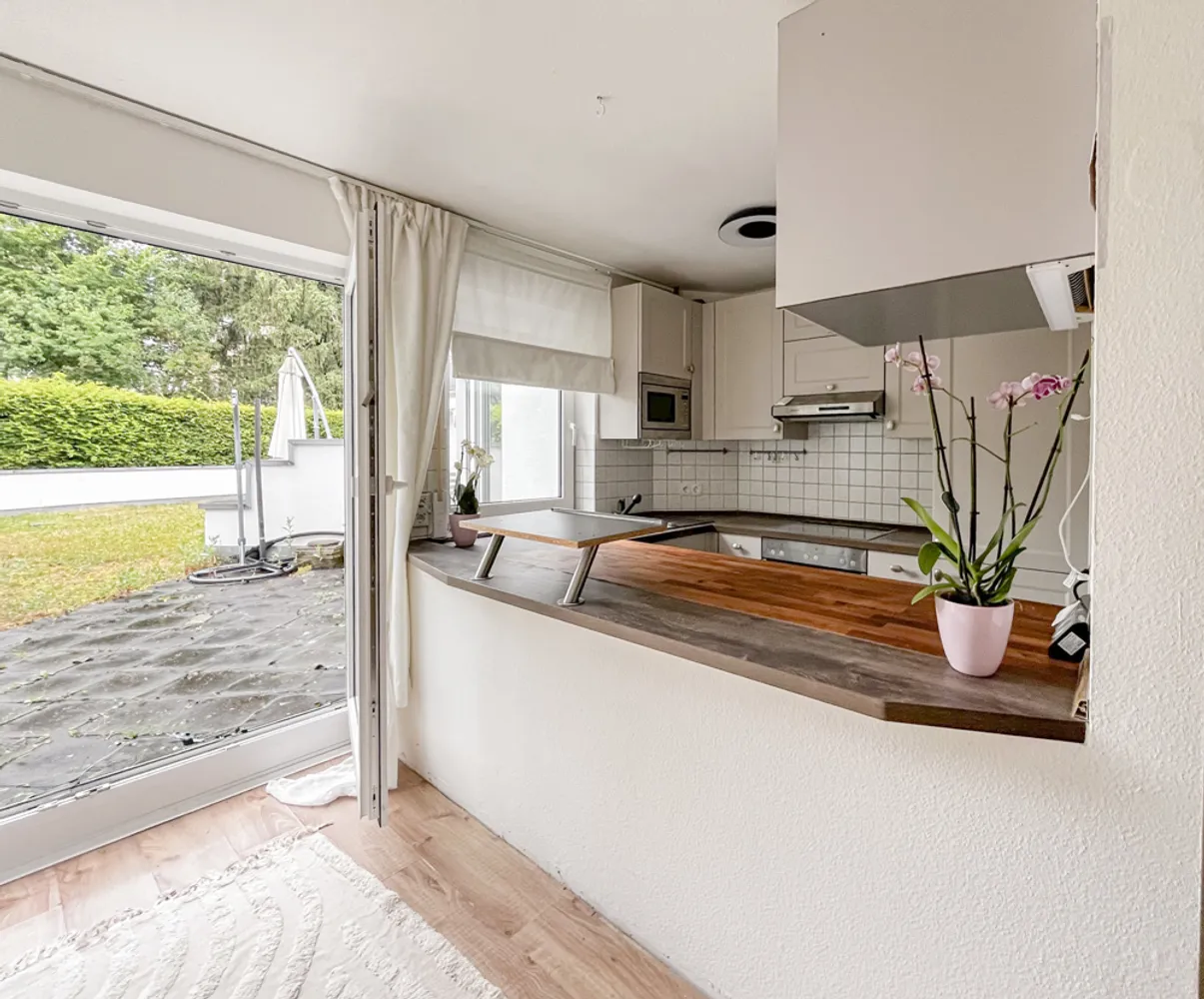2 Zimmer Wohnung mit 74 m² in Wiesbaden – Bild 1