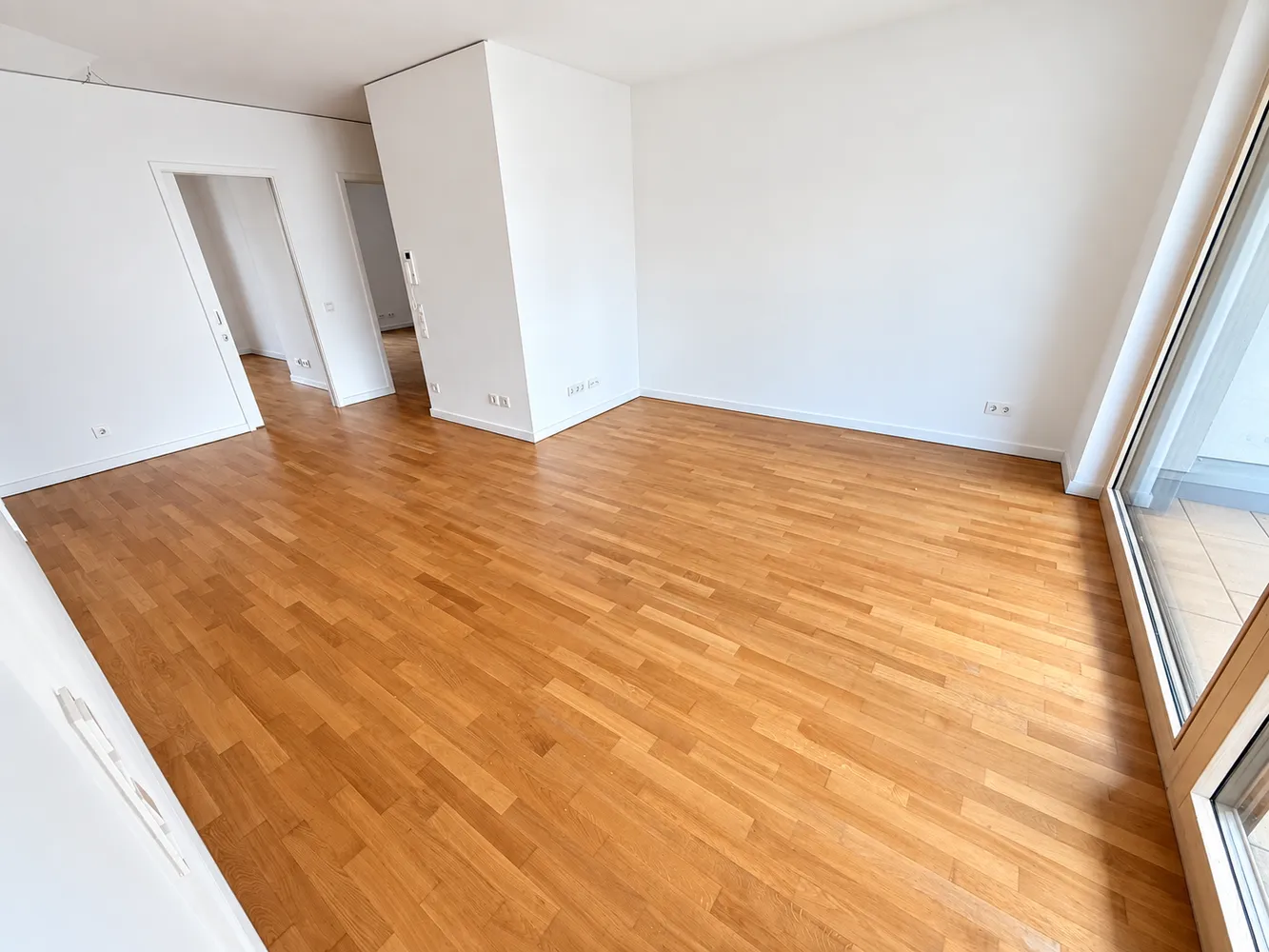 3 Zimmer Wohnung mit 93 m² in Frankfurt am Main – Bild 4