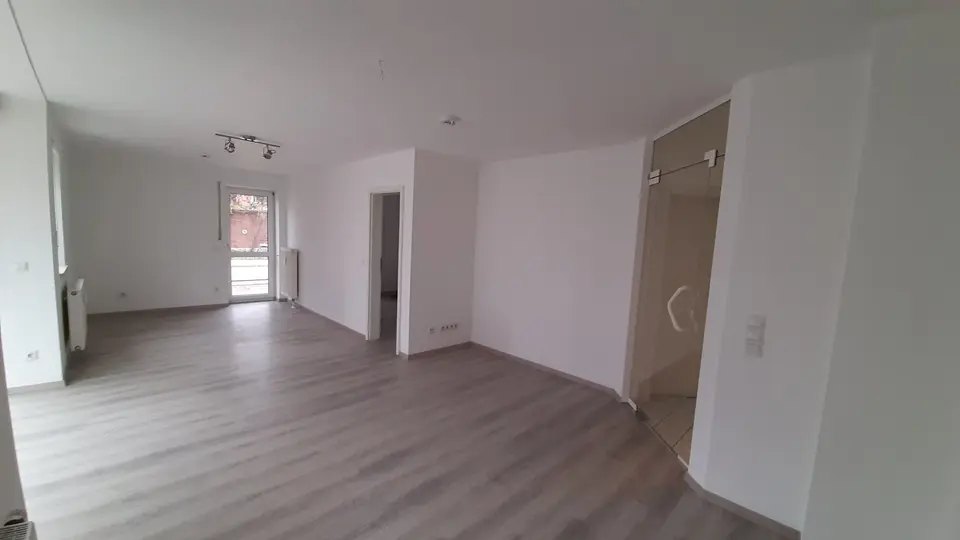 2 Zimmer Wohnung mit 66 m² in Regensburg – Bild 2