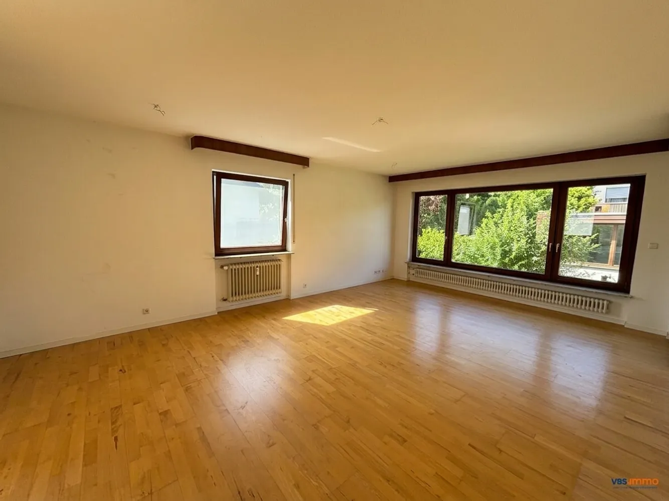 6 Zimmer Wohnung mit 118 m² in Stuttgart – Bild 2
