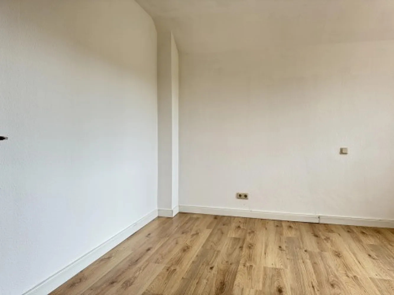 2 Zimmer Wohnung mit 54 m² in Köln – Bild 3