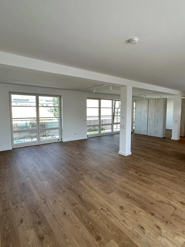 2 Zimmer Wohnung mit 91 m² in Frankfurt am Main – Bild 8