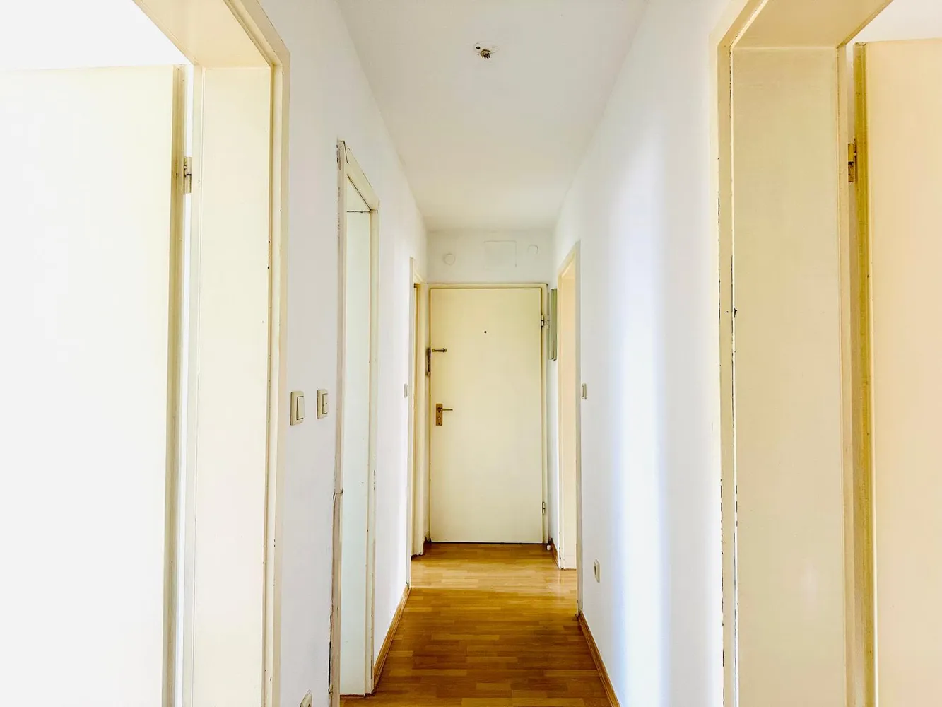 6 Zimmer Wohnung mit 125 m² in Nürnberg – Bild 8