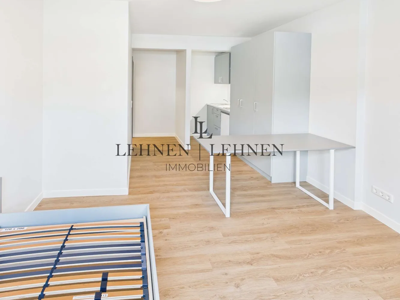 1 Zimmer Wohnung mit 27 m² in Aachen – Bild 2