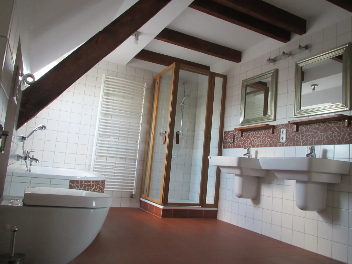 2 Zimmer Wohnung mit 100 m² in Hamburg – Bild 5