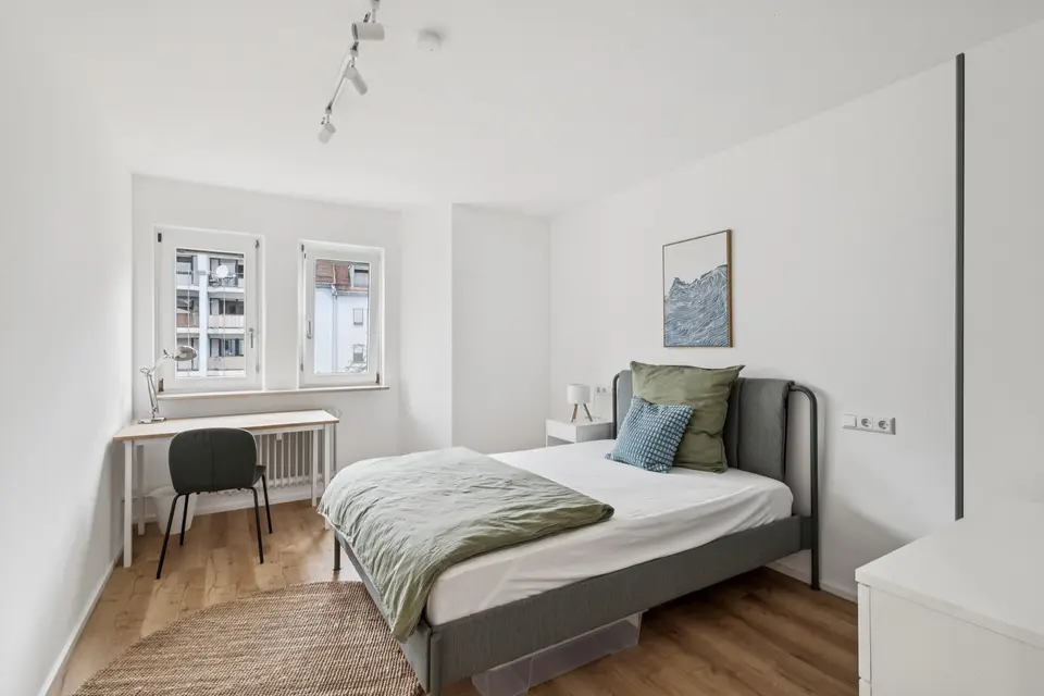 Shared room with 17 m² in Stuttgart – Photo 1