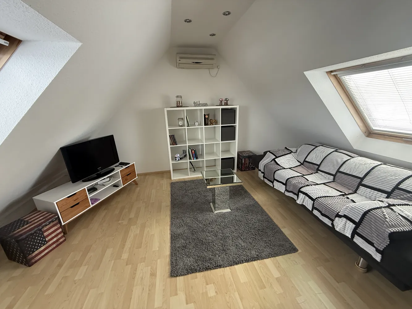 2 Zimmer Wohnung mit 80 m² in Düsseldorf – Bild 3