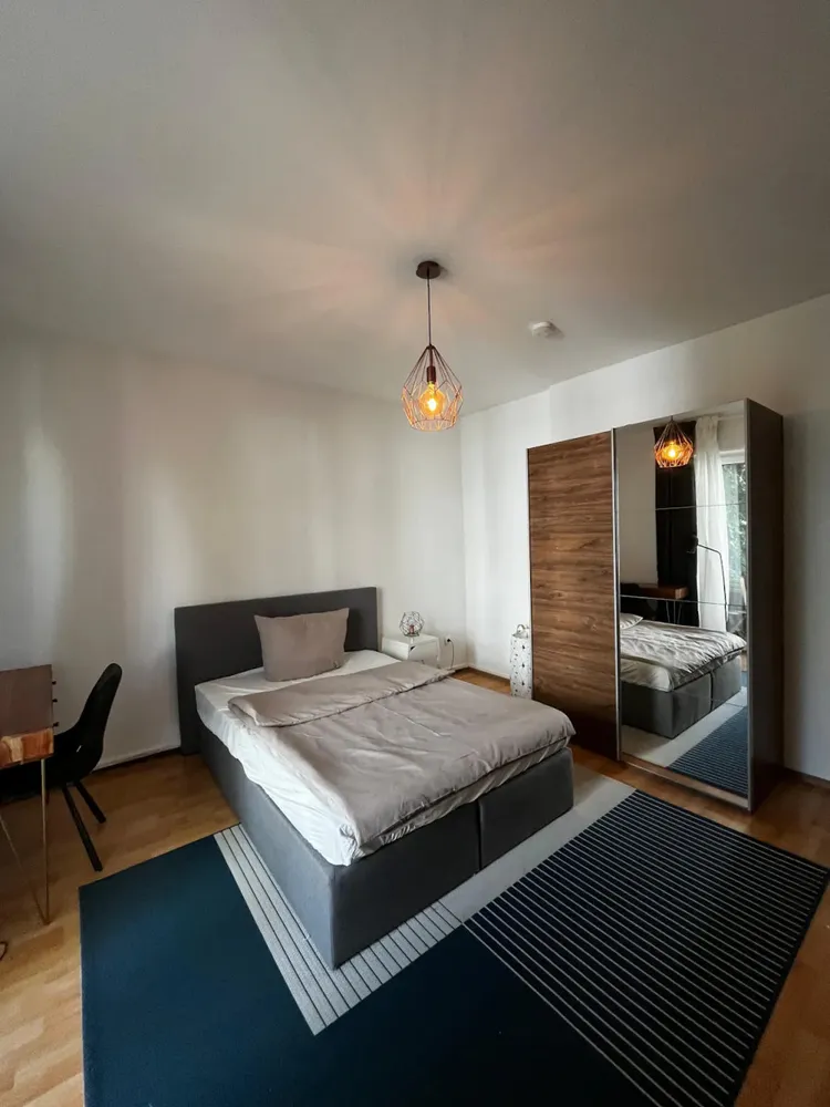 WG-Zimmer mit 21 m² in Frankfurt am Main – Bild 1