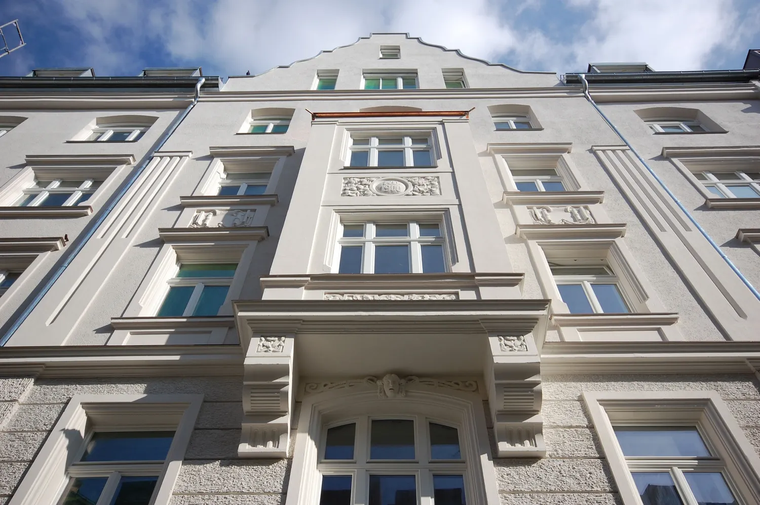 4 Zimmer Wohnung mit 142 m² in München – Bild 12