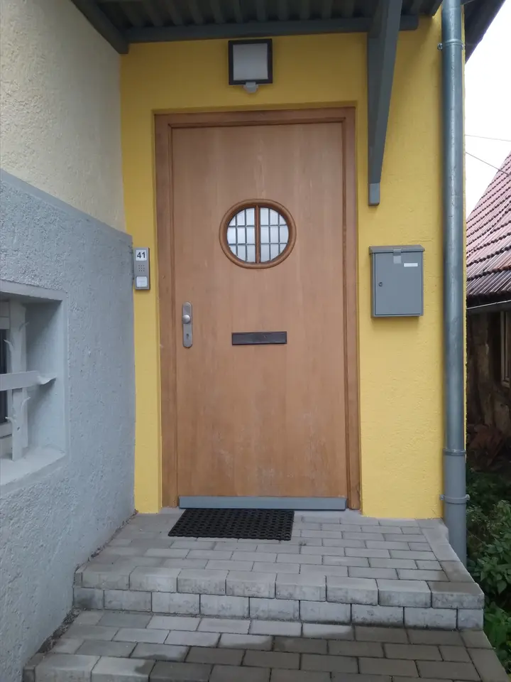 5 Zimmer Wohnung mit 130 m² in Metzingen – Bild 1
