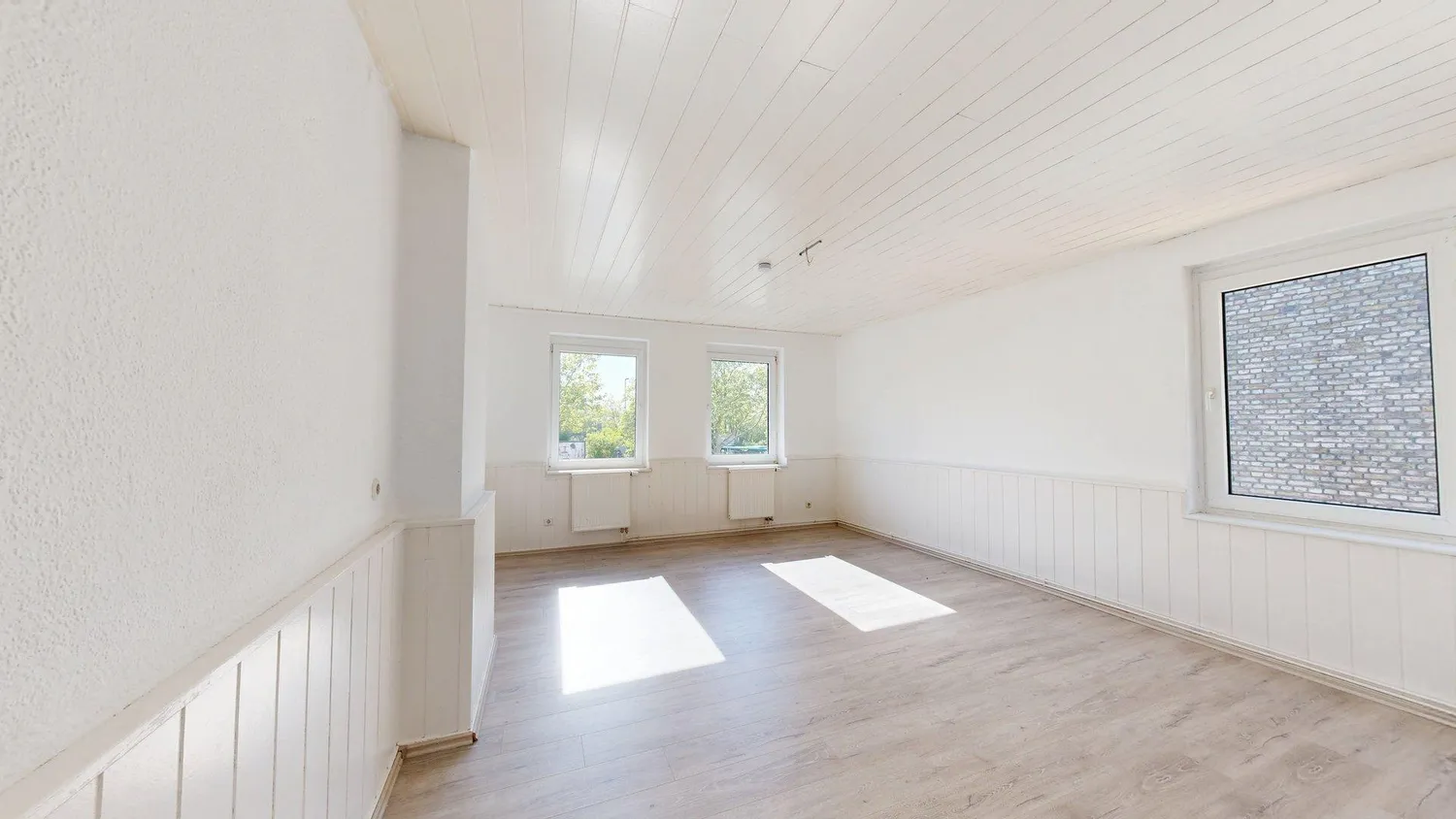2 Zimmer Wohnung mit 65 m² in Frankfurt am Main – Bild 1
