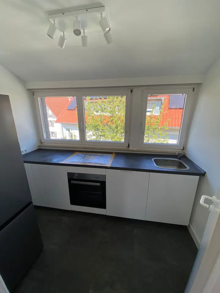 Shared room with 15 m² in Stuttgart – Photo 2
