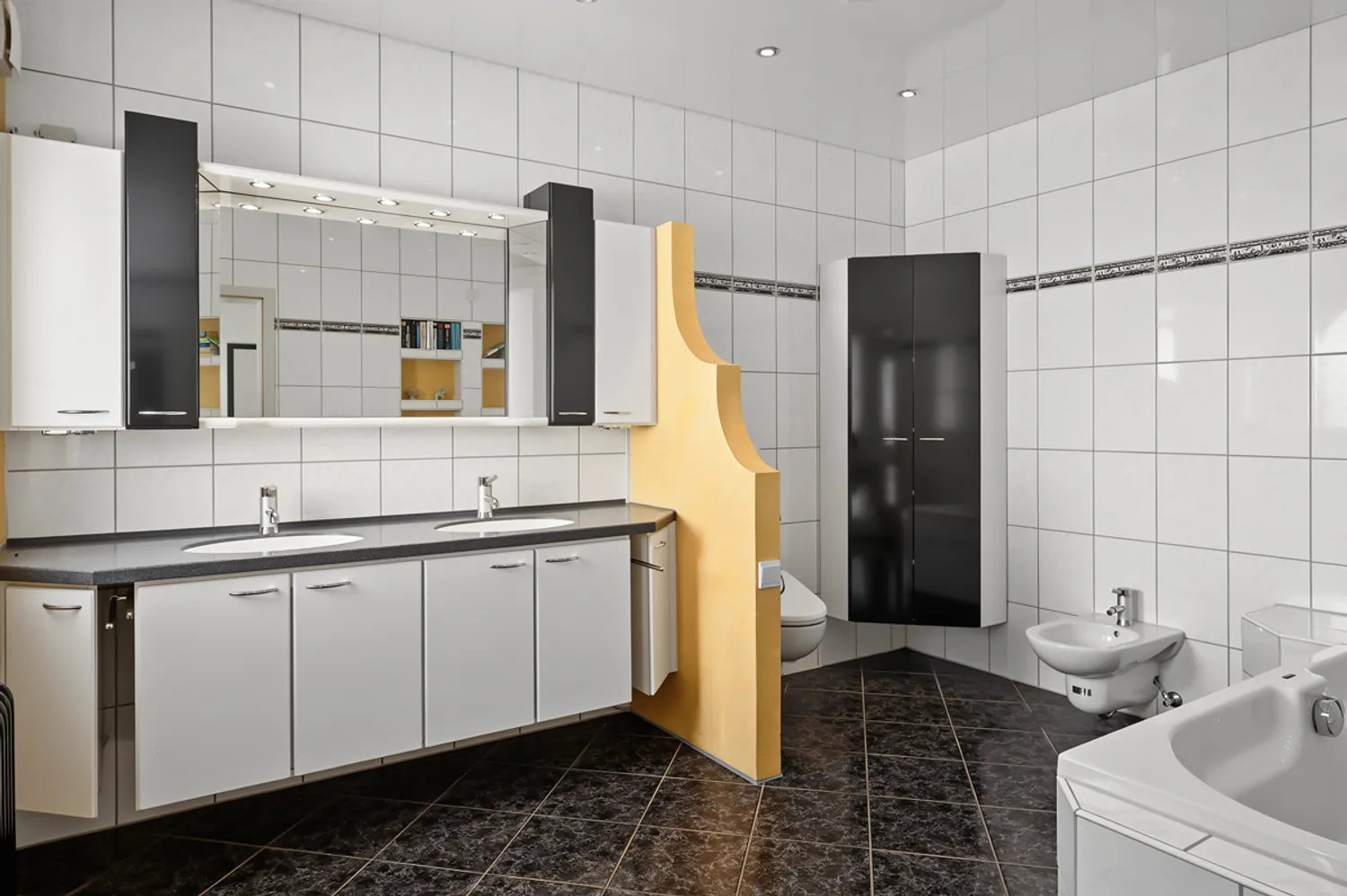 5 Zimmer Wohnung mit 206 m² in Hockenheim – Bild 3