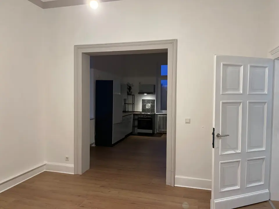 4 Zimmer Wohnung mit 87 m² in Saarbrücken – Bild 2