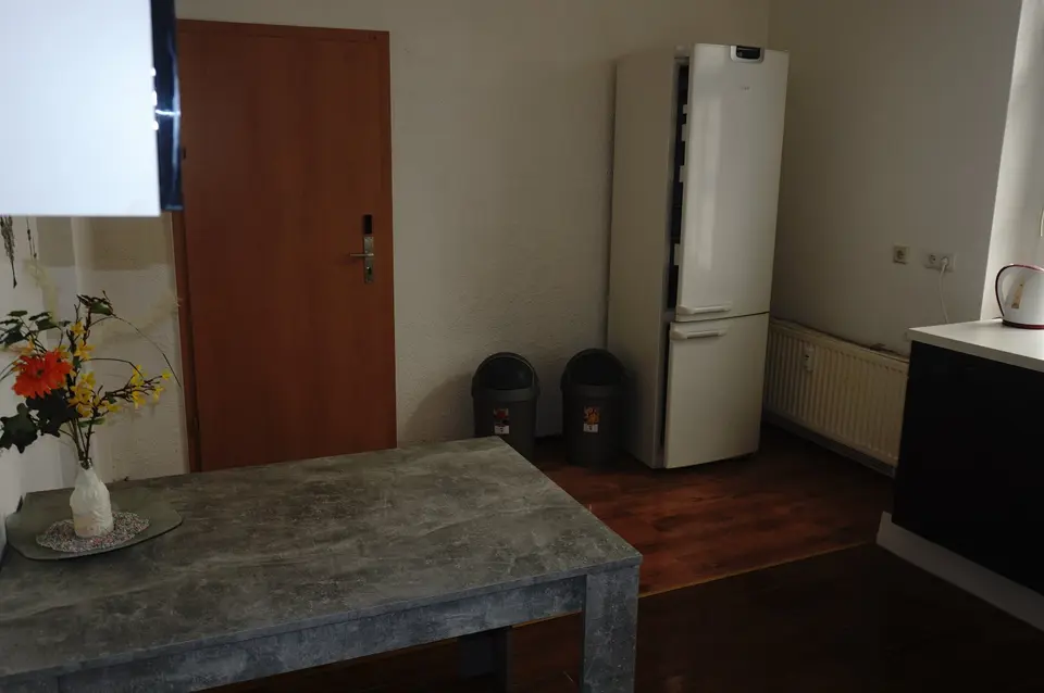 5 Zimmer Wohnung mit 100 m² in Halle (Saale) – Bild 4