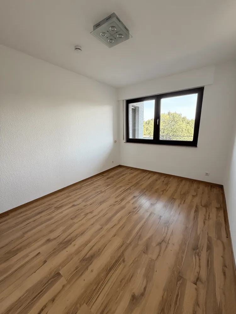 4 Zimmer Wohnung mit 106 m² in Solingen – Bild 6