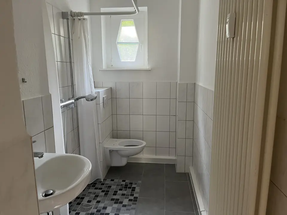 2 Zimmer Wohnung mit 53 m² in Halle (Saale) – Bild 2