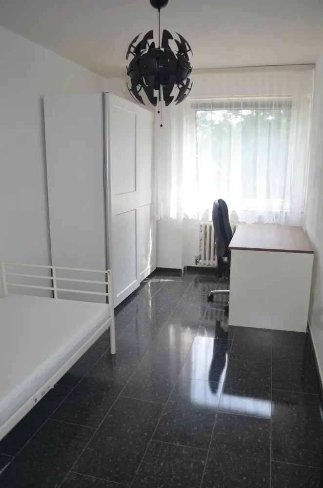 4 Zimmer Wohnung mit 94 m² in Frankfurt am Main – Bild 2