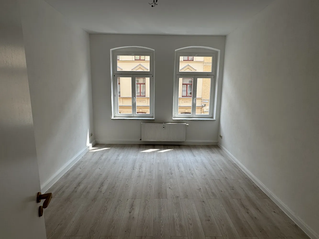 4 Zimmer Wohnung mit 80 m² in Halle (Saale) – Bild 4