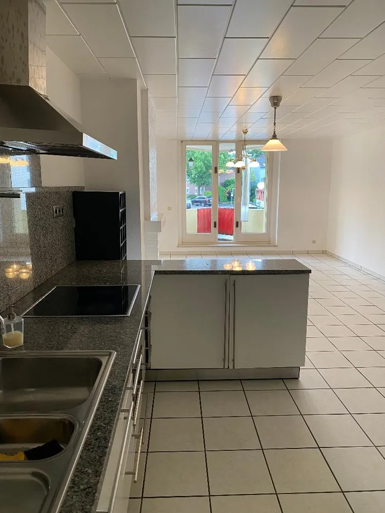 3 Zimmer Wohnung mit 70 m² in Köln – Bild 2