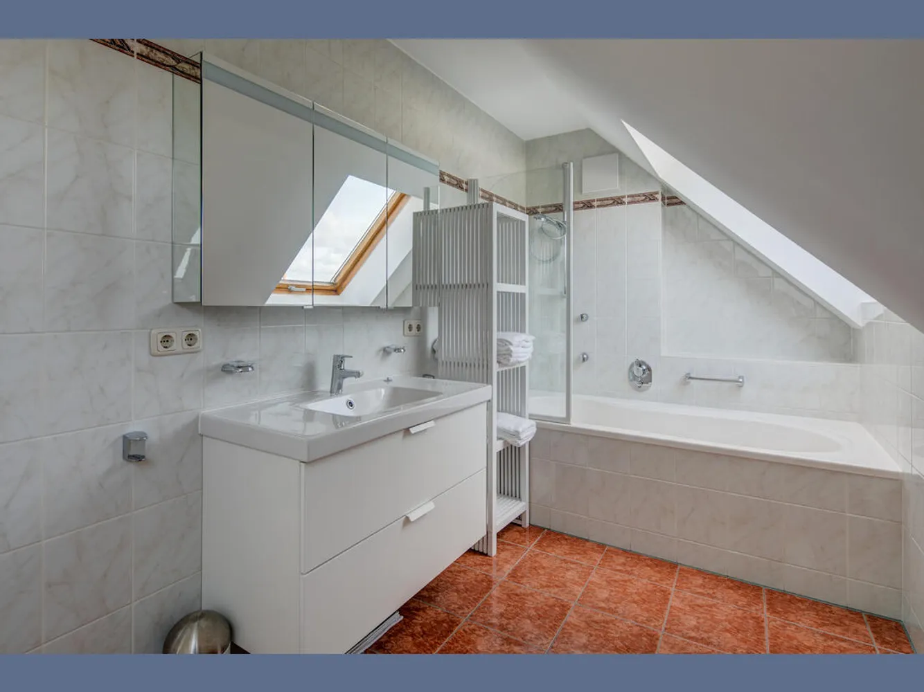 3 Zimmer Wohnung mit 160 m² in München – Bild 4