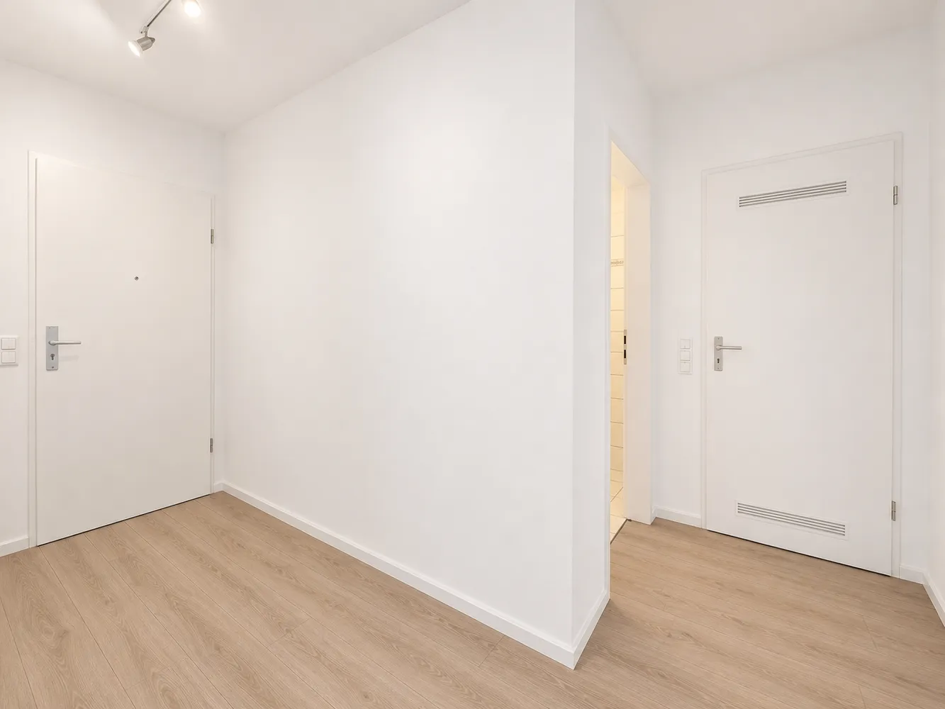 3 Zimmer Wohnung mit 80 m² in Duisburg – Bild 4