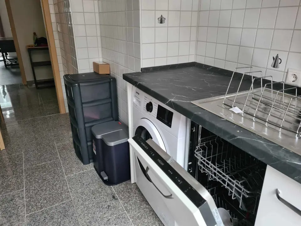 Shared room with 20 m² in Stuttgart – Photo 3