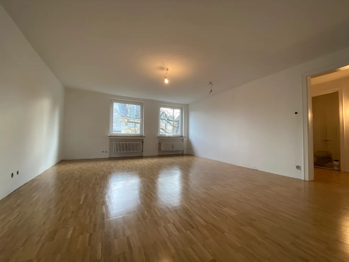 4 Zimmer Wohnung mit 100 m² in Köln – Bild 2