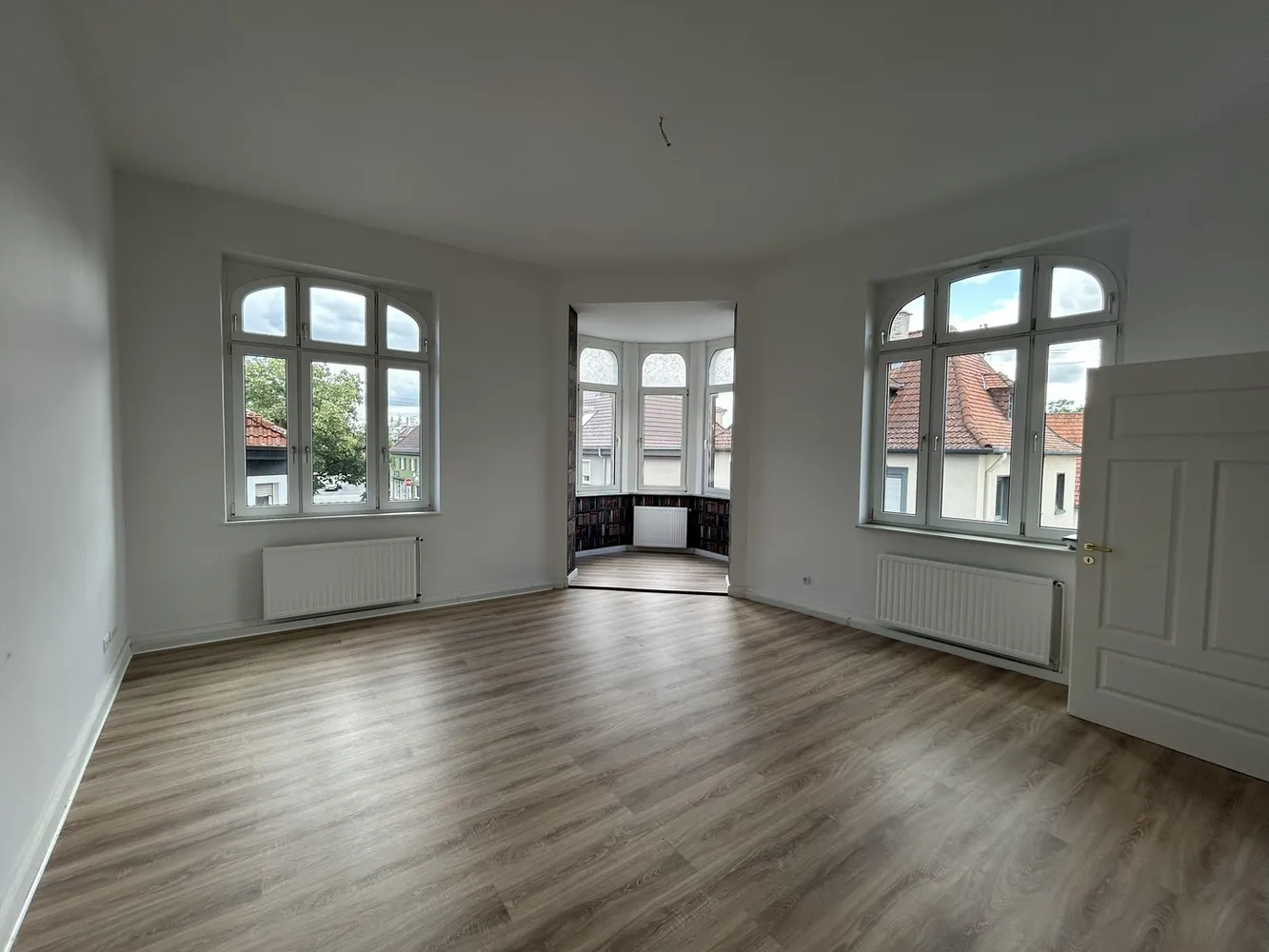 4 Zimmer Wohnung mit 188 m² in Ludwigshafen am Rhein – Bild 1