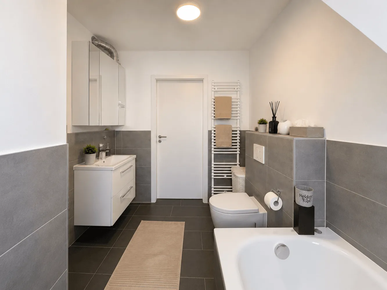4 Zimmer Wohnung mit 95 m² in Hannover – Bild 12