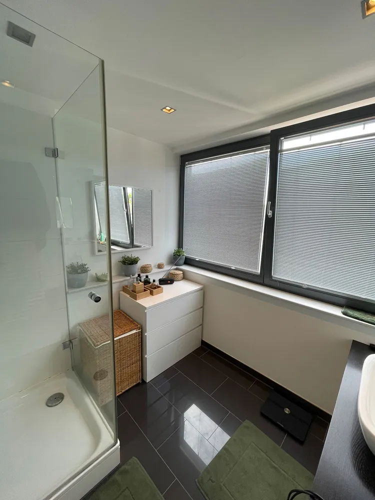 2 Zimmer Wohnung mit 92 m² in Düsseldorf – Bild 12
