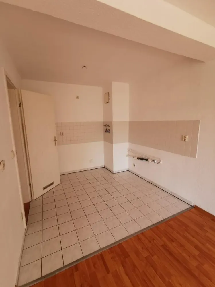 2 Zimmer Wohnung mit 49 m² in Düsseldorf – Bild 2