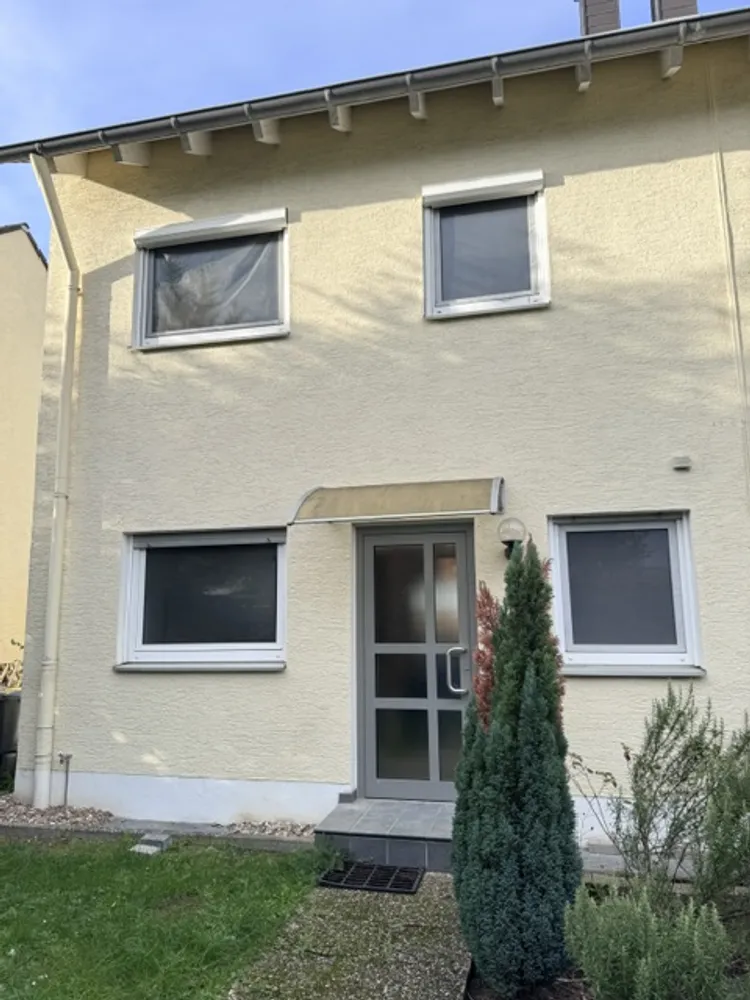 4 Zimmer Haus mit 105 m² in Köln – Bild 1