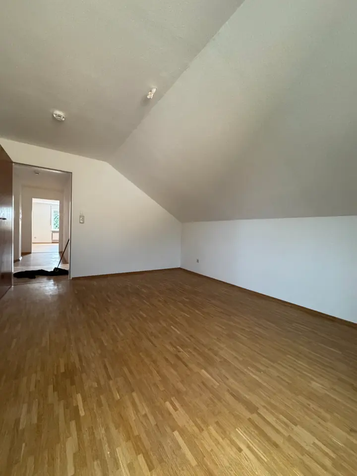 4 Zimmer Wohnung mit 81 m² in Regensburg – Bild 8