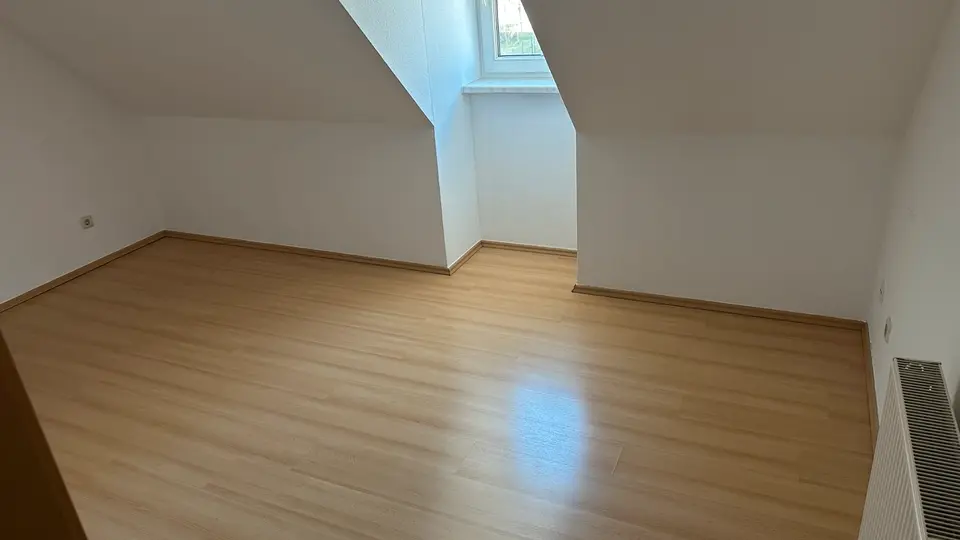 2 Zimmer Wohnung mit 56 m² in Rudolstadt – Bild 2