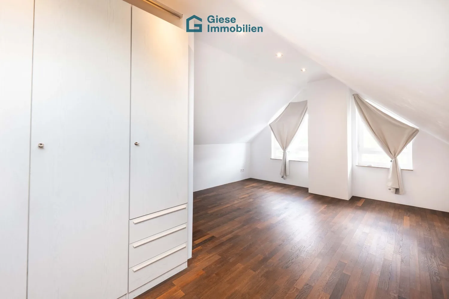 4 Zimmer Wohnung mit 93 m² in Stuttgart – Bild 12