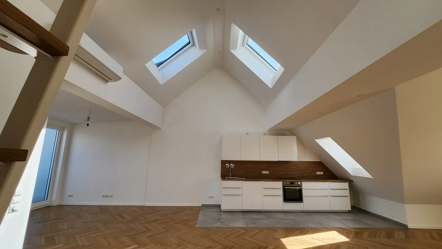 3 Zimmer Wohnung mit 86 m² in Frankfurt am Main – Bild 4