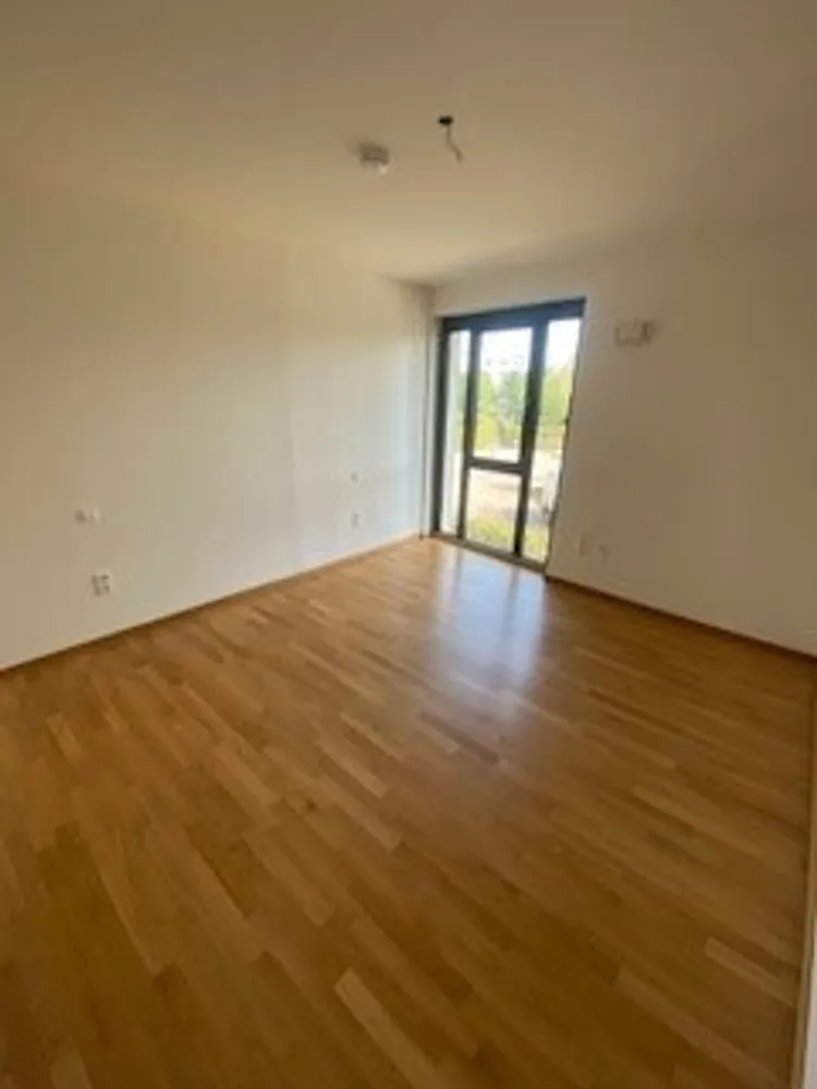 2 Zimmer Wohnung mit 67 m² in München – Bild 9
