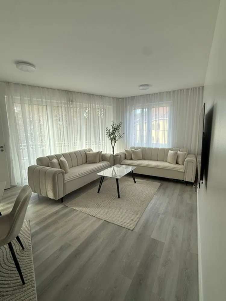 2 room apartment with 57 m² in Berlin – Photo 2