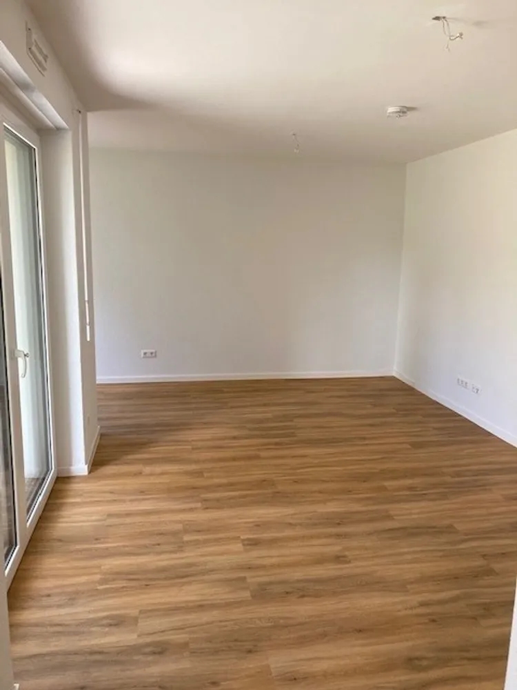 4 Zimmer Wohnung mit 93 m² in Karlsruhe – Bild 2