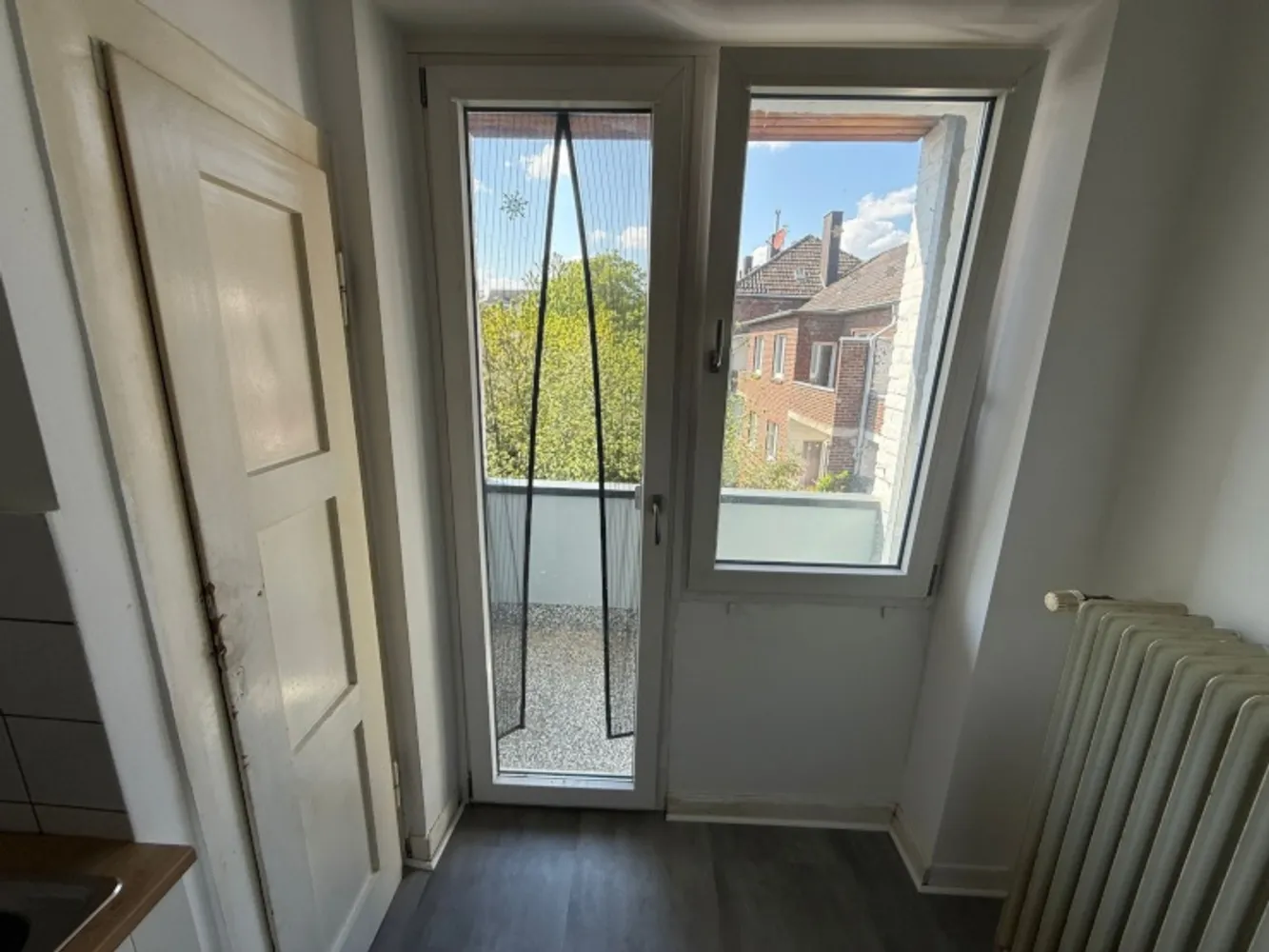 4 Zimmer Wohnung mit 98 m² in Mönchengladbach – Bild 2
