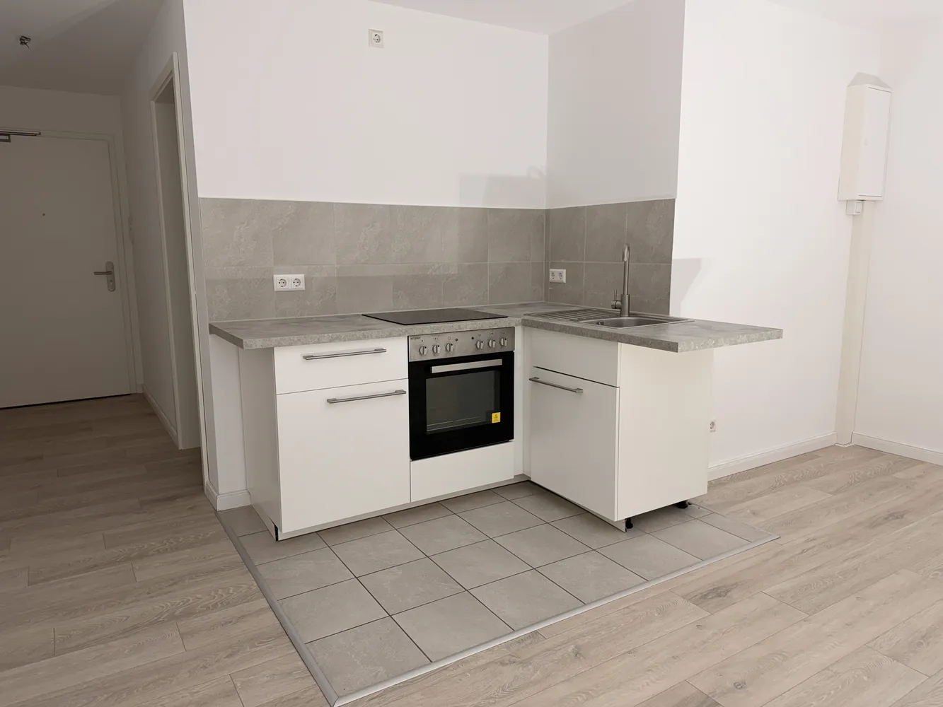 2 Zimmer Wohnung mit 55 m² in Hamburg – Bild 2