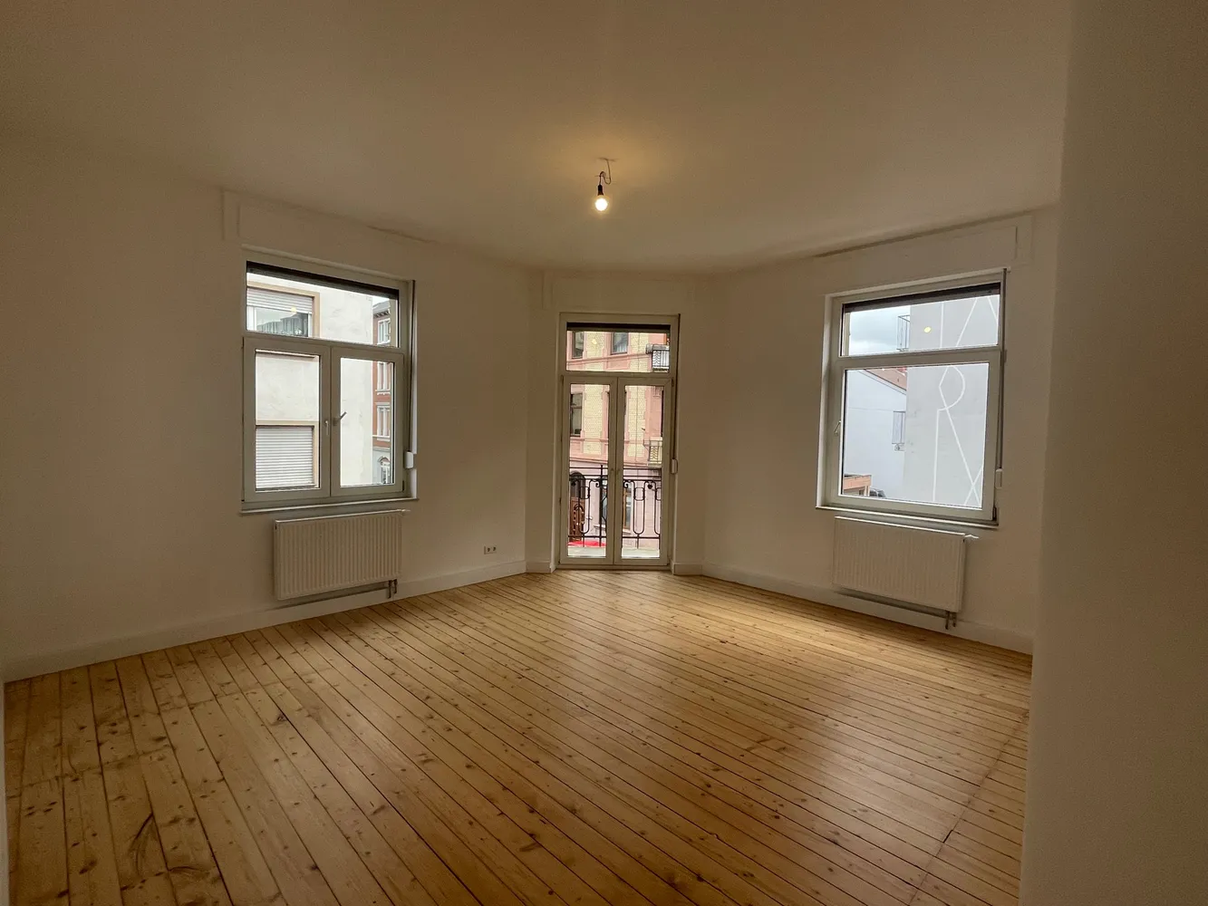 4 Zimmer Wohnung mit 100 m² in Mannheim – Bild 1