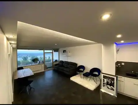 2 Zimmer Wohnung mit 70 m² in Neuss – Bild 1