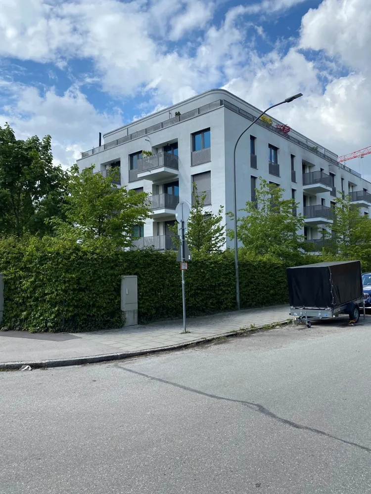 2 Zimmer Wohnung mit 81 m² in München – Bild 1