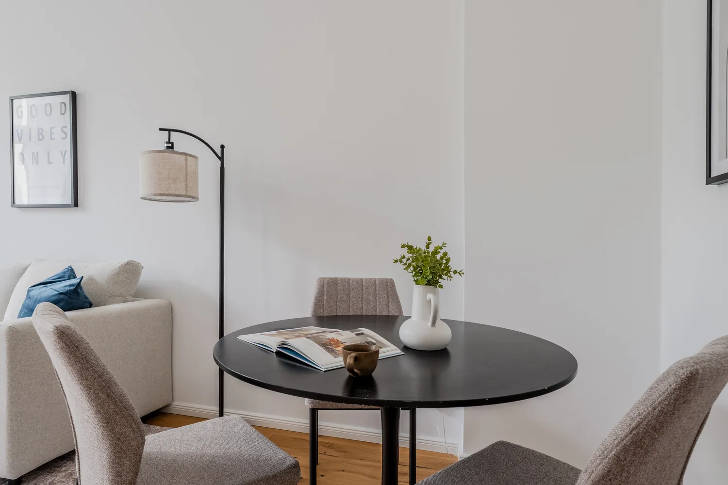 2 room apartment with 64 m² in Berlin – Photo 9