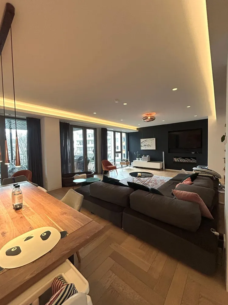 4 Zimmer Wohnung mit 240 m² in Frankfurt am Main – Bild 12